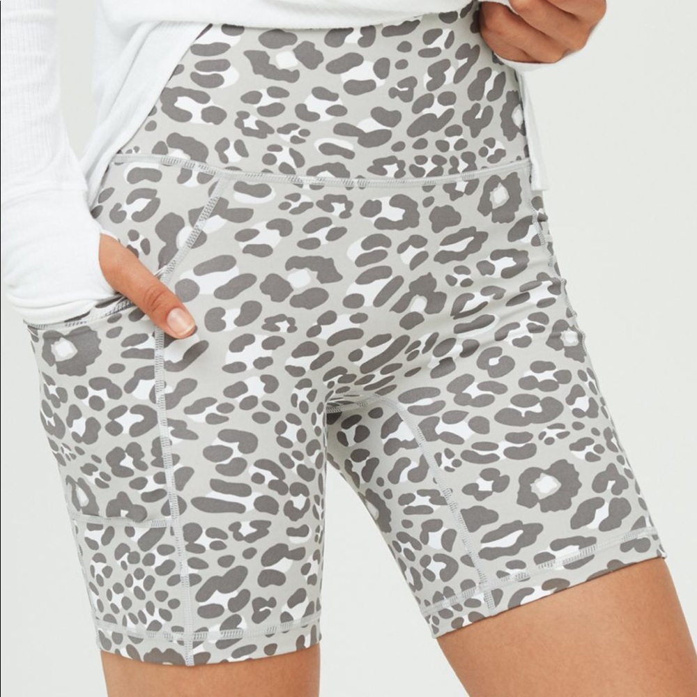 American Eagle Aerie offline goals bike shorts S